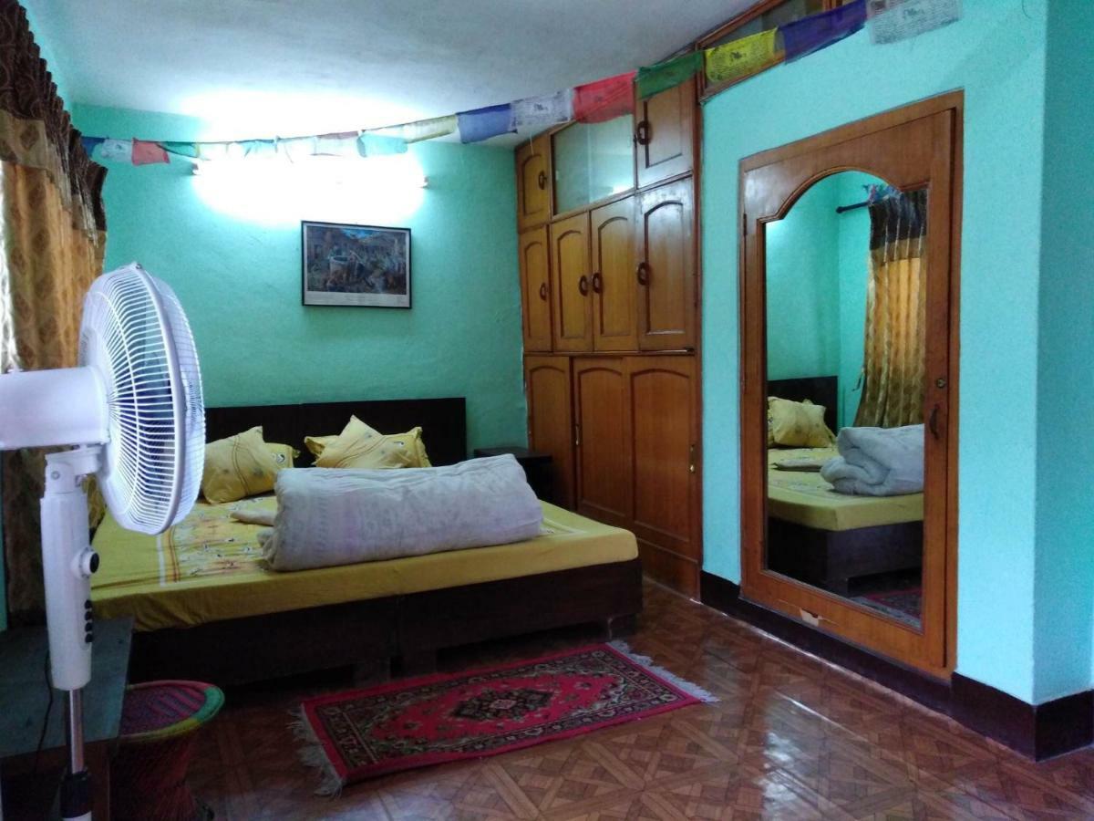 The Nepali Hive Hostel Kathmandu Luaran gambar